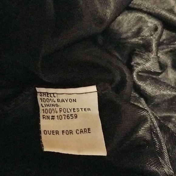 2 piece top and skirt - Picture 8 of 8